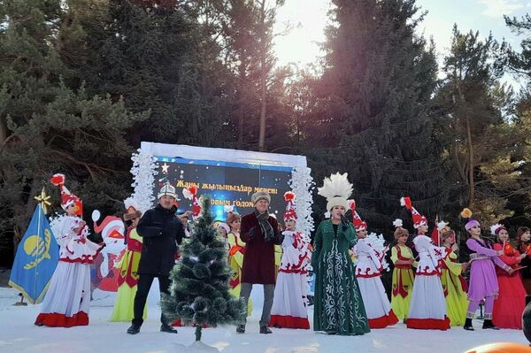 Город Каракол официально объявлен культурной столицей СНГ в 2022 году - Sputnik Кыргызстан