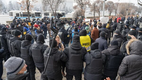 Участники митинга в День независимости Казахстана. Архивное фото - Sputnik Кыргызстан