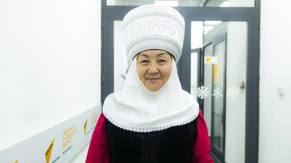 Кызгалдак + коомдук кайрымдуулук фондунун негиздөөчүсү Айтбүбү Субанбекова  - Sputnik Кыргызстан