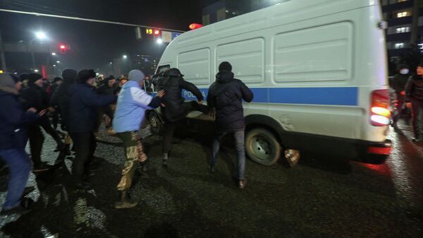 Ситуация в Казахстане на фоне протестов - Sputnik Кыргызстан