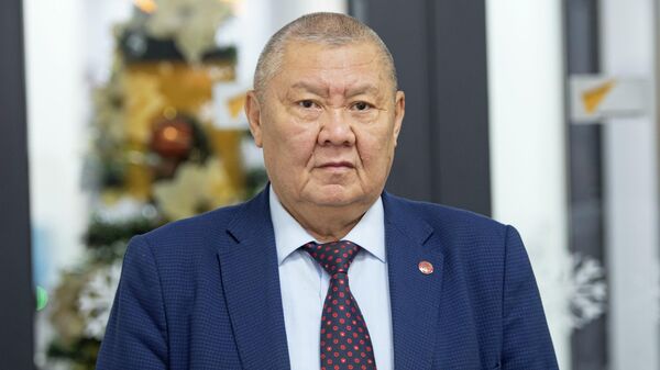 Коомдук жана саясий ишмер, мурдагы акыйкатчы Токон Мамытов - Sputnik Кыргызстан