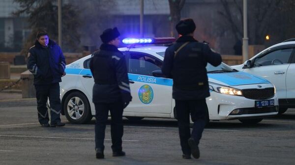 Сотрудники полиции Казахстана. Архивное фото - Sputnik Кыргызстан