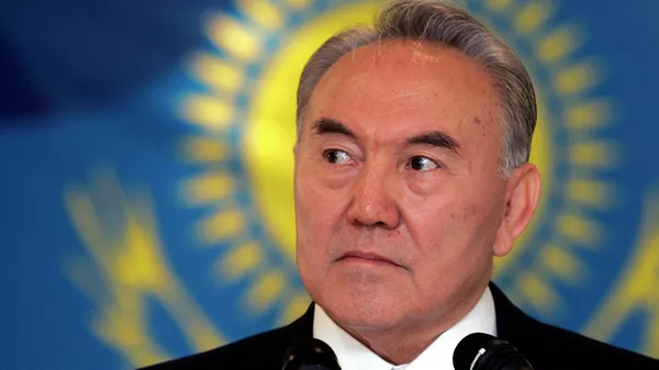 Первый президент Казахстана Нурсултан Назарбаев - Sputnik Кыргызстан