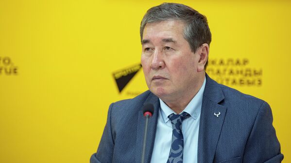 Пресс-секретарь Минтранскома Кылычбек Досумбетов - Sputnik Кыргызстан