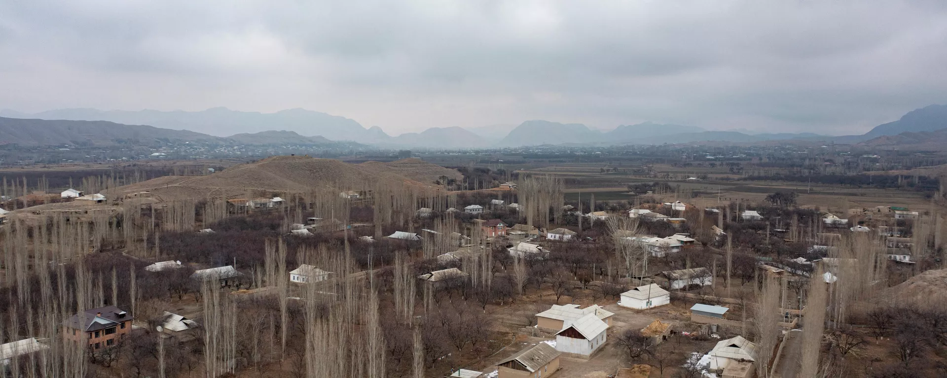Баткендеги айыл. Архив - Sputnik Кыргызстан, 1920, 05.04.2026