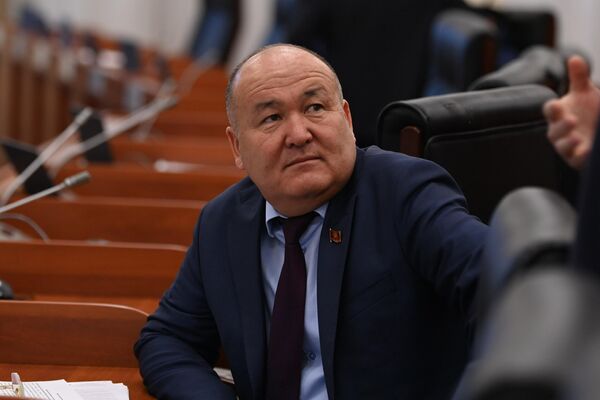 Депутат ЖК Женишбек Токторбаев - Sputnik Кыргызстан