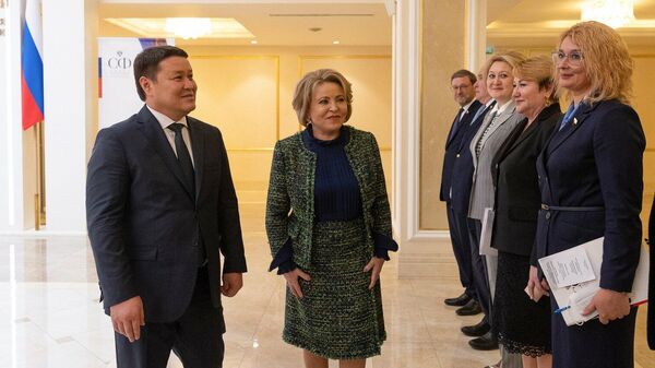 Официальный визит парламентской делегации Кыргызстана в Россию - Sputnik Кыргызстан