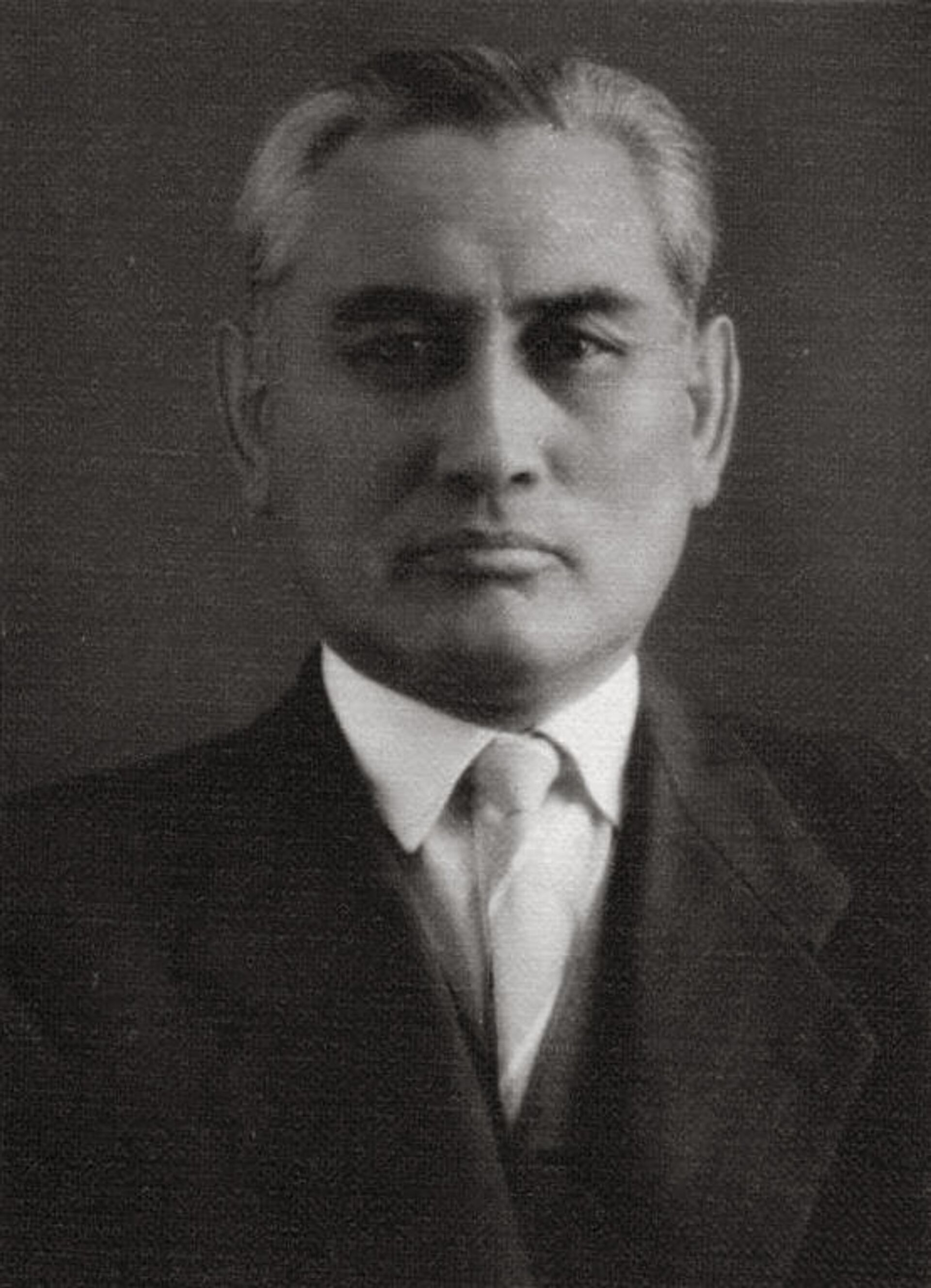Доктор медицинских наук, профессор, хирург Зыфар Игембердиев  - Sputnik Кыргызстан, 1920, 23.02.2022
