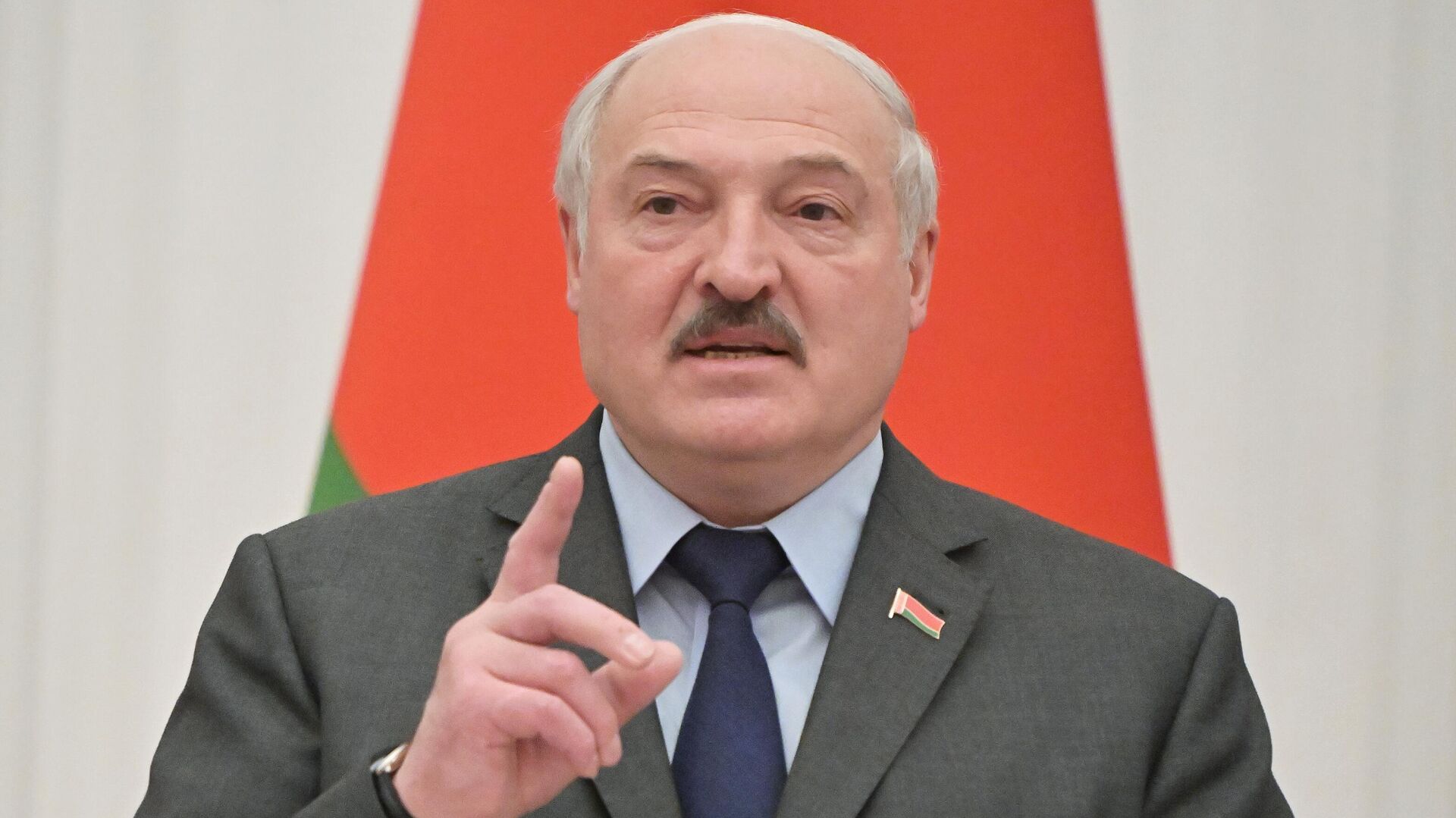 Президент Белоруссии Александр Лукашенко. Архивное фото - Sputnik Кыргызстан, 1920, 24.02.2022