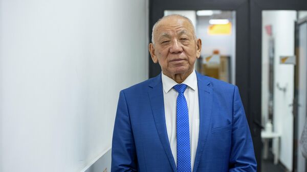 Легендарлуу парламенттин депутаты, академик Жамин Акималиев - Sputnik Кыргызстан