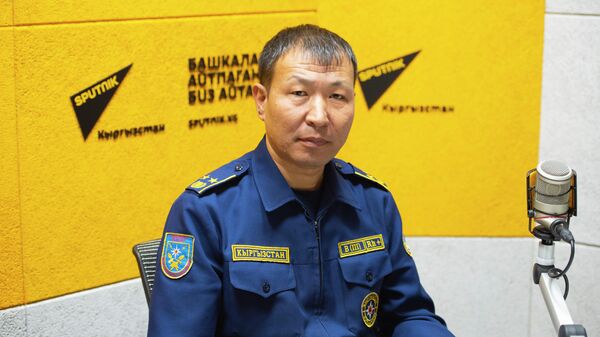 ӨКМдин калкты жана аймактарды коргоо башкармалыгынын башчысы, полковник Асан Сулайманов - Sputnik Кыргызстан