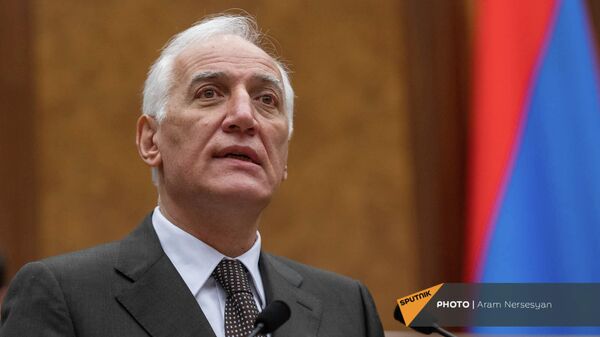 Кандидат в президенты Армении, министр высокотехнологичной промышленности Ваагн Хачатрян - Sputnik Кыргызстан