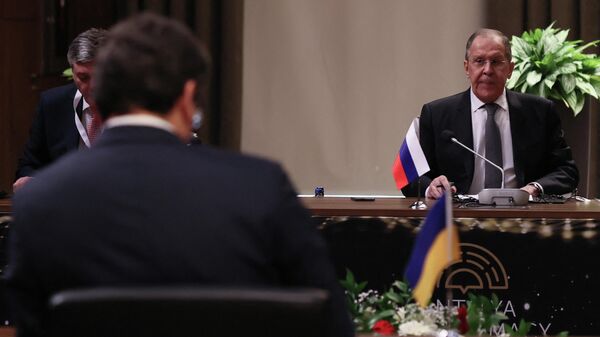 Трехсторонняя встреча министров иностранных дел Россия, Турции и Украины - Sputnik Кыргызстан