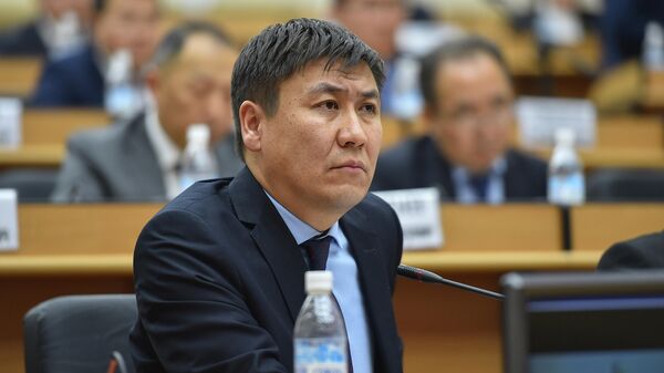 Билим берүү жана илим министри Алмазбек Бейшеналиев - Sputnik Кыргызстан