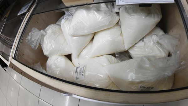 Мешки с сахаром в магазине. Архивное фото - Sputnik Кыргызстан