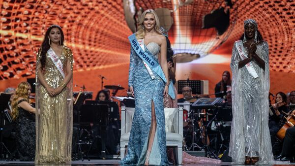 Победительница Мисс мира — 2021 Каролина Белявская - Sputnik Кыргызстан