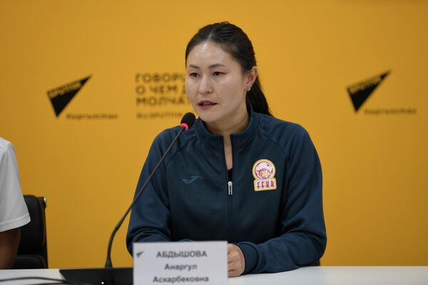 Абдышова Анаргул Аскарбековна — исполнительный директор Ассоциации женского футбола - Sputnik Кыргызстан