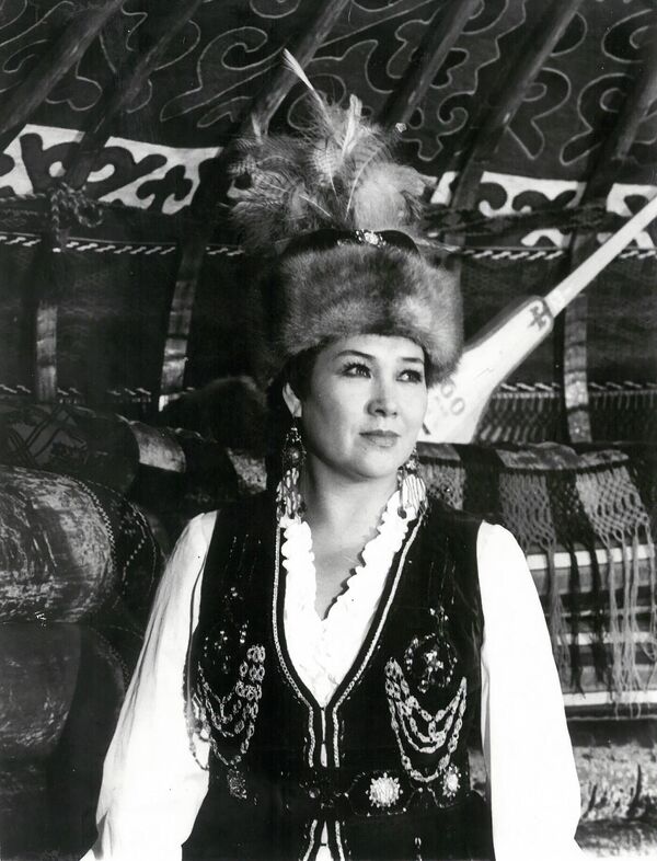 Полиция әйелін ұрды