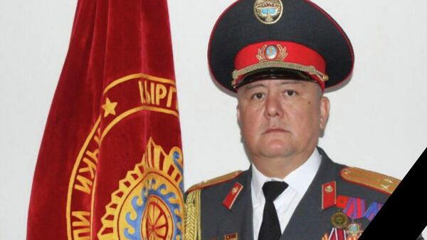 Баткен облустук милициясынын башчысынын орун басары Аскарали Мухамадиев. Архивдик сүрөт - Sputnik Кыргызстан