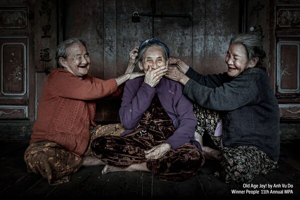 Работа фотографа Ан Ву До победила в категории "Люди" - Sputnik Кыргызстан