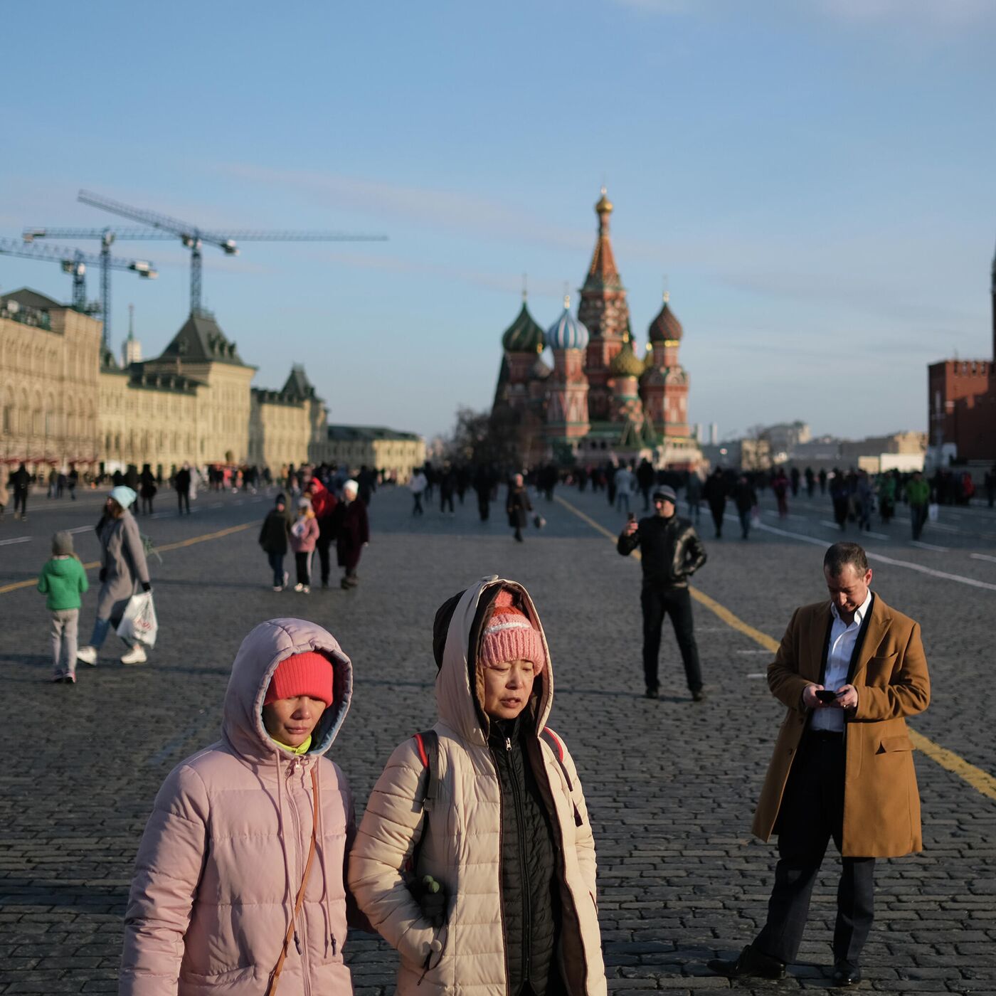 В каком сейчас положении мигранты в России — истории кыргызстанцев -  31.03.2022, Sputnik Кыргызстан