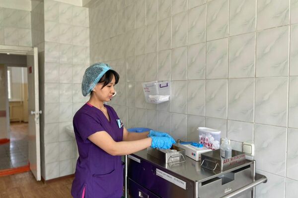 Напомним, что в ГКБСМП преобразовали Бишкекский научно-исследовательский центр травматологии и ортопедии (БНИЦТО). - Sputnik Кыргызстан
