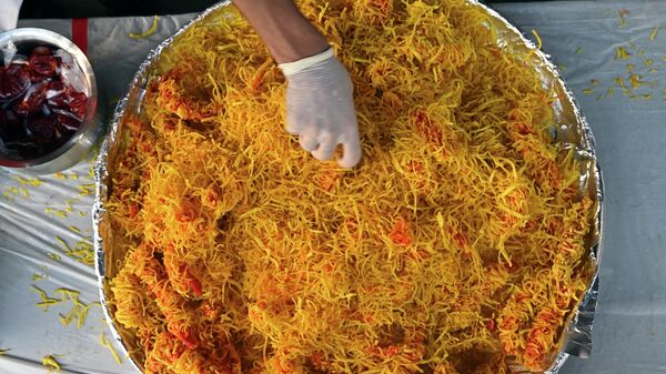 Приготовление еды во время Рамадана в Мумбаи, Индия - Sputnik Кыргызстан