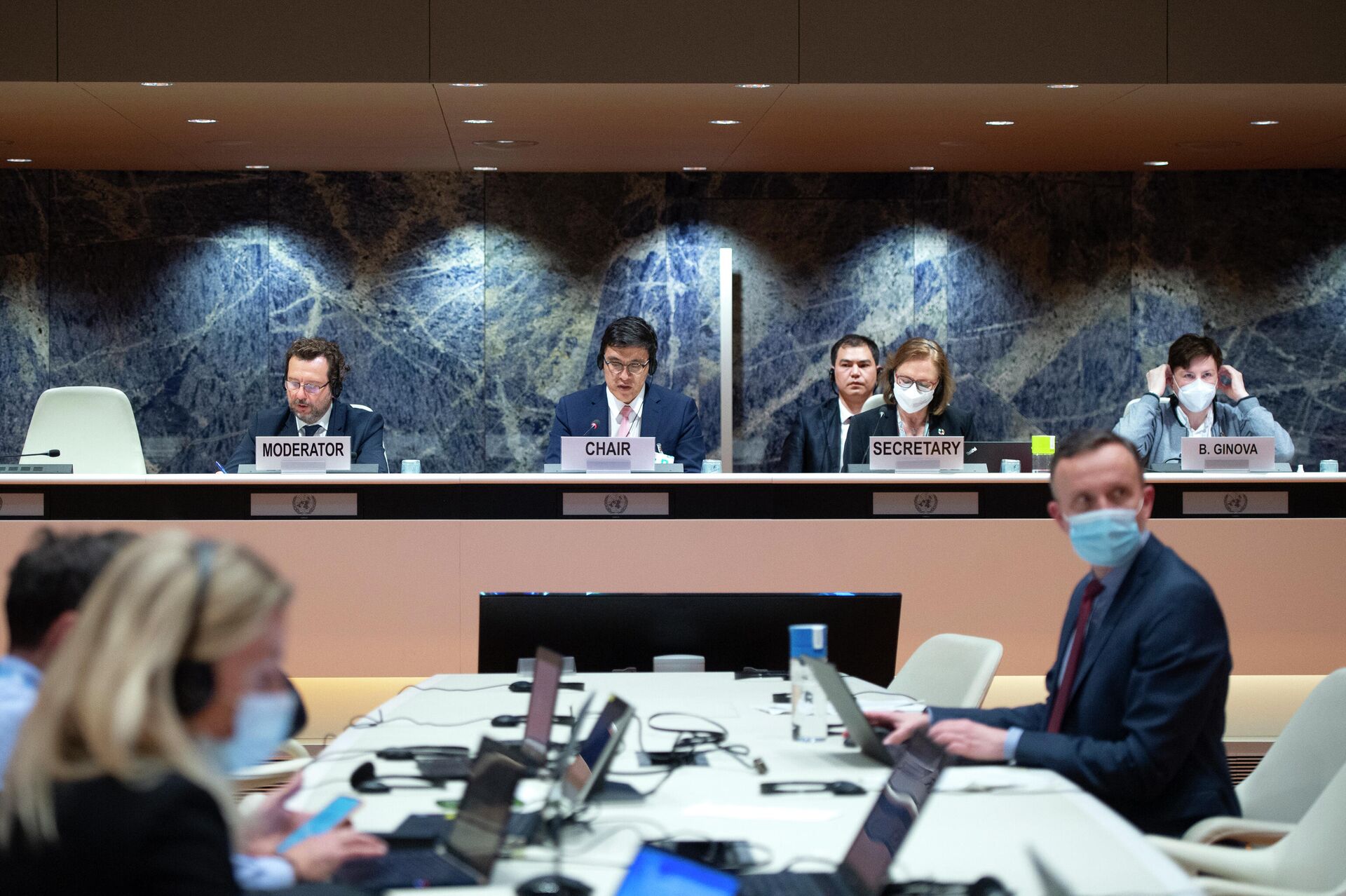 Выступление зампредседателя кабмина Эдиля Байсалова на закрытии регионального форума ЕЭК ООН в Женеве - Sputnik Кыргызстан, 1920, 08.04.2022