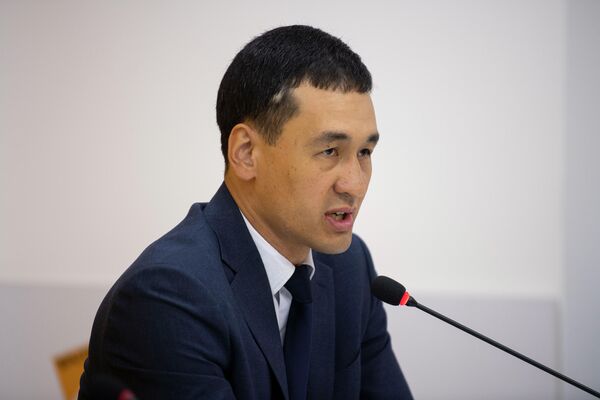 Улан Кулов — начальник управления капитального строительства КТЖ - Sputnik Кыргызстан