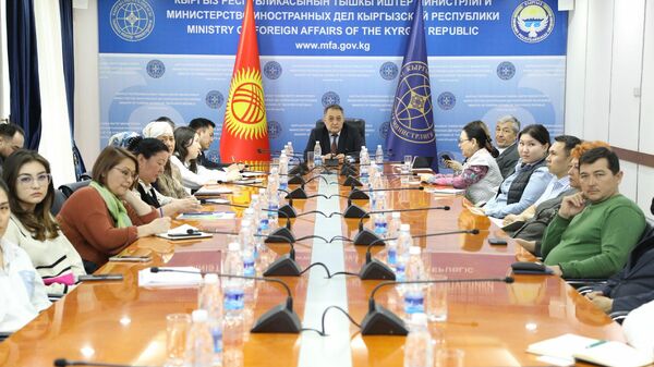 Презентация по вопросу работы павильона Кыргызстан на ВДНХ в Москве - Sputnik Кыргызстан