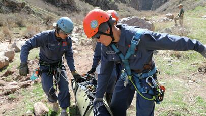 Учения спасателей МЧС в горных услових