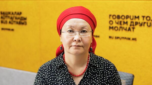 Улуттук медиациялык борбордун негиздөөчүсү Гүлсина Кожоярова - Sputnik Кыргызстан