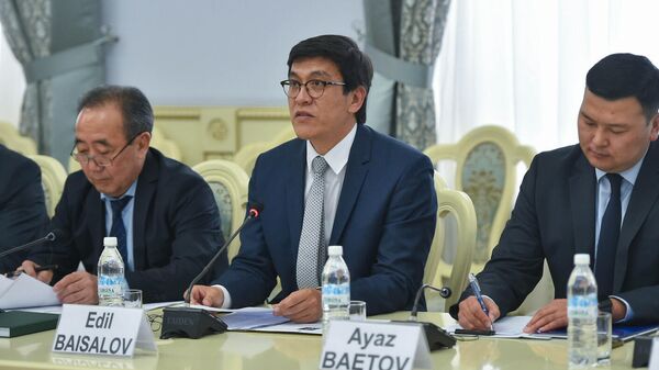 Зампред кабмина Эдиль Байсалов провел переговоры с заместителем госсекретаря США Узрой Зеей - Sputnik Кыргызстан