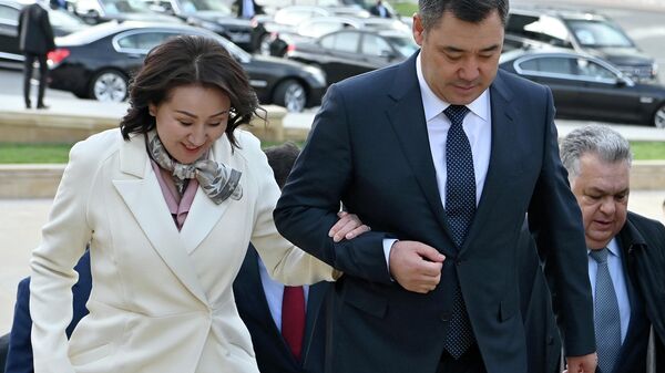 Президент Садыр Жапаров и первая леди Айгуль Жапарова в рамках официального визита в Азербайджан  - Sputnik Кыргызстан