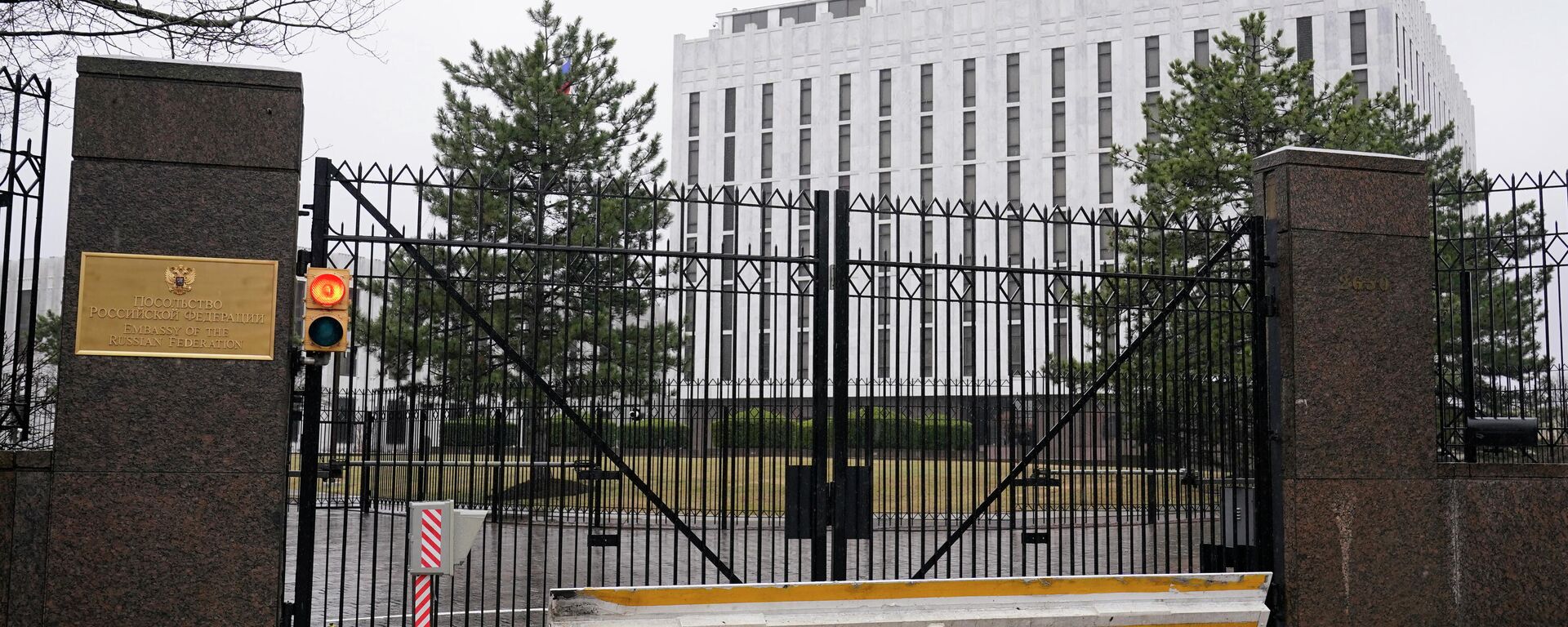 Вид на посольство России в Вашингтоне (США). Архивное фото - Sputnik Кыргызстан, 1920, 10.12.2022