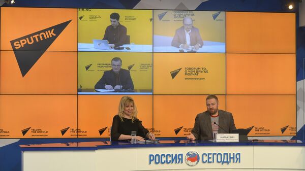 Запись прямого эфира видеомоста о борьбе с фейк-ньюс - Sputnik Кыргызстан