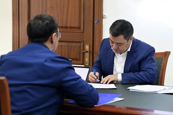 Президент Кыргызстана Садыр Жапаров побывал на допросе в Генеральной прокуратуре - Sputnik Кыргызстан