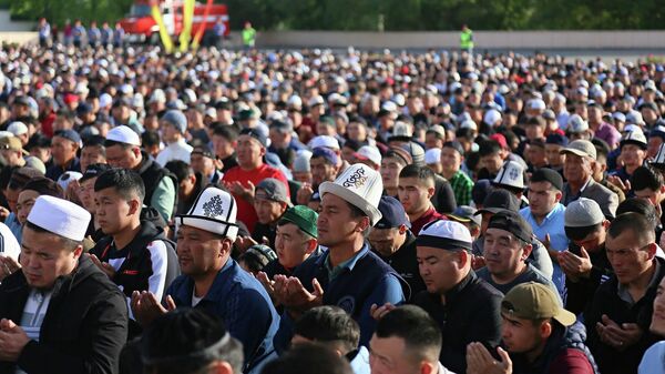 Празднование Орозо айта в Оше - Sputnik Кыргызстан