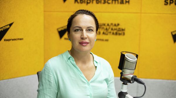 Преподаватель и инструктор по йоге Марина Маркина - Sputnik Кыргызстан