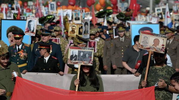 Акция Бессмертный полк в Бишкеке. Архивное фото - Sputnik Кыргызстан