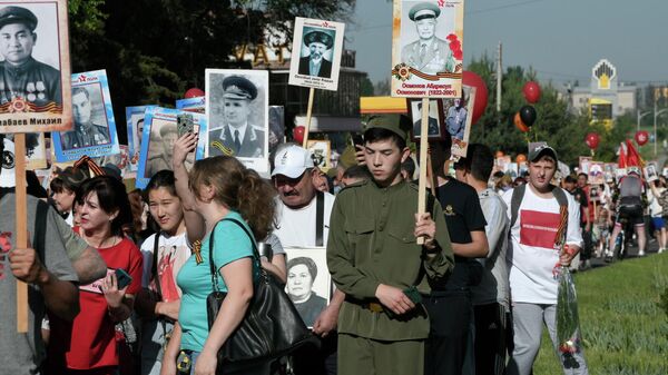 Акция Бессмертный полк в Бишкеке. Архивное фото - Sputnik Кыргызстан