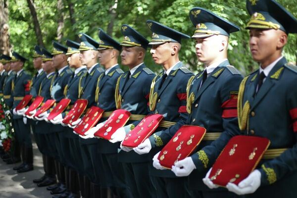 Кутанова 8-майда 92 жаш курагында каза болгон - Sputnik Кыргызстан