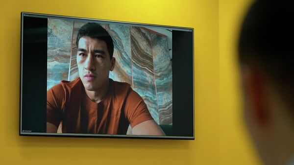 Как парень из кыргызского городка стал мировой звездой бокса — видео - Sputnik Кыргызстан