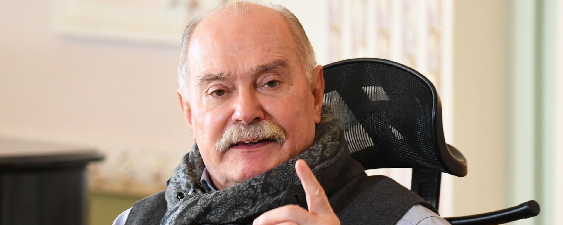 Российский режиссер Никита Михалков. Архивное фото - Sputnik Кыргызстан, 1920, 06.10.2025