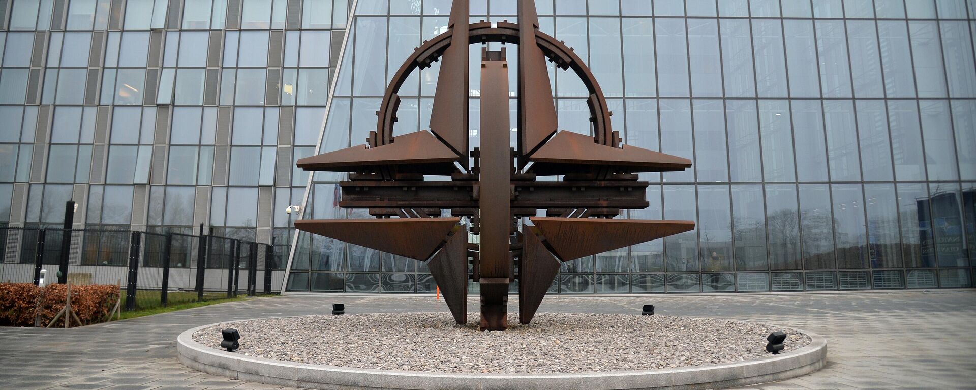 НАТОнун Брюсселдеги башкы штабы. Архивдик сүрөт - Sputnik Кыргызстан, 1920, 14.05.2022