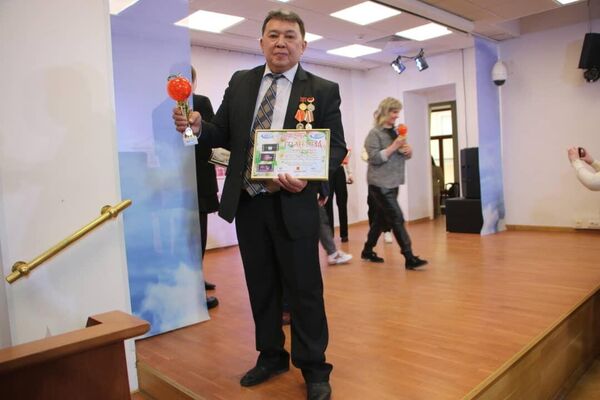 Спектаклди койгон режиссёр жана сценарийдин автору дагы сыйлыкка татыды - Sputnik Кыргызстан