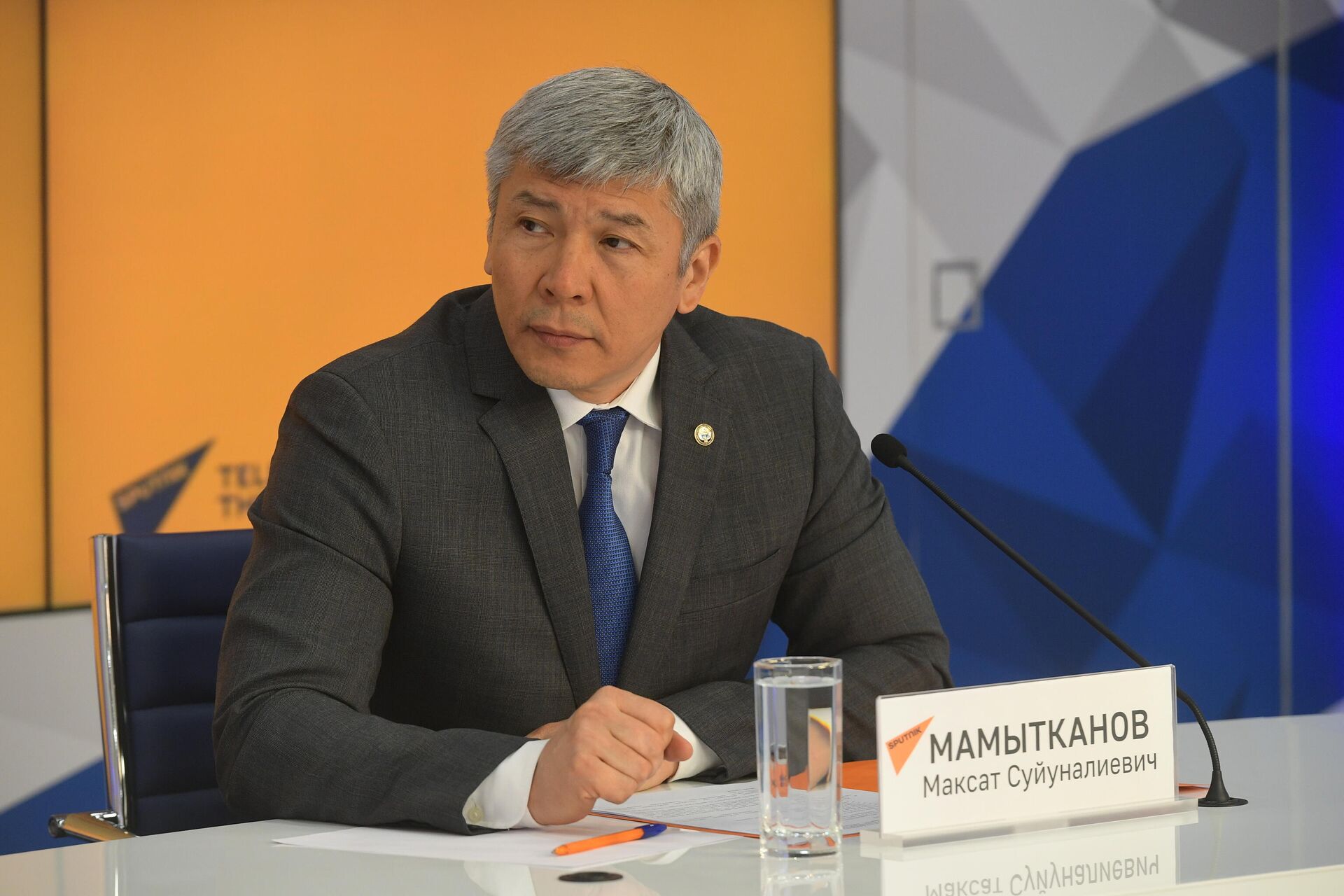 Министр таможенного сотрудничества ЕЭК Максат Мамытканов - Sputnik Кыргызстан, 1920, 20.05.2022