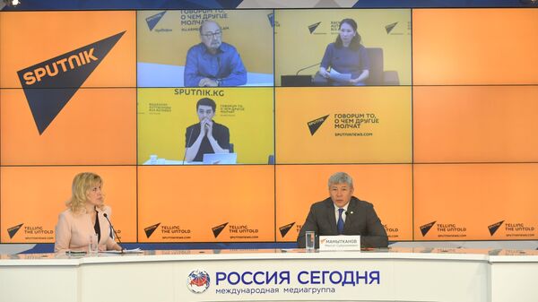 Запись прямого эфира видеомоста о поддержке экономик стран ЕАЭС - Sputnik Кыргызстан