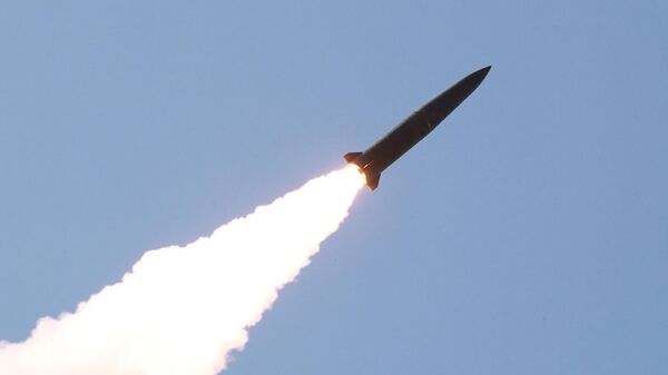Испытание баллистической ракеты в КНДР. Архивное фото - Sputnik Кыргызстан