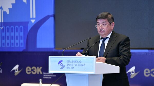 Председатель кабмина КР Акылбек Жапаров - Sputnik Кыргызстан